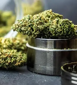royal weed cannabis shop